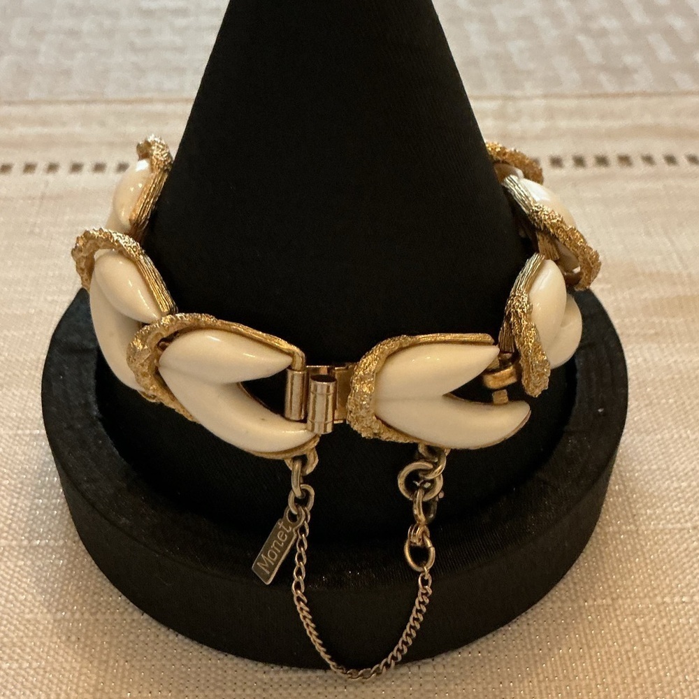 Monet White and Gold Tone Bracelet - Picture 5 of 5